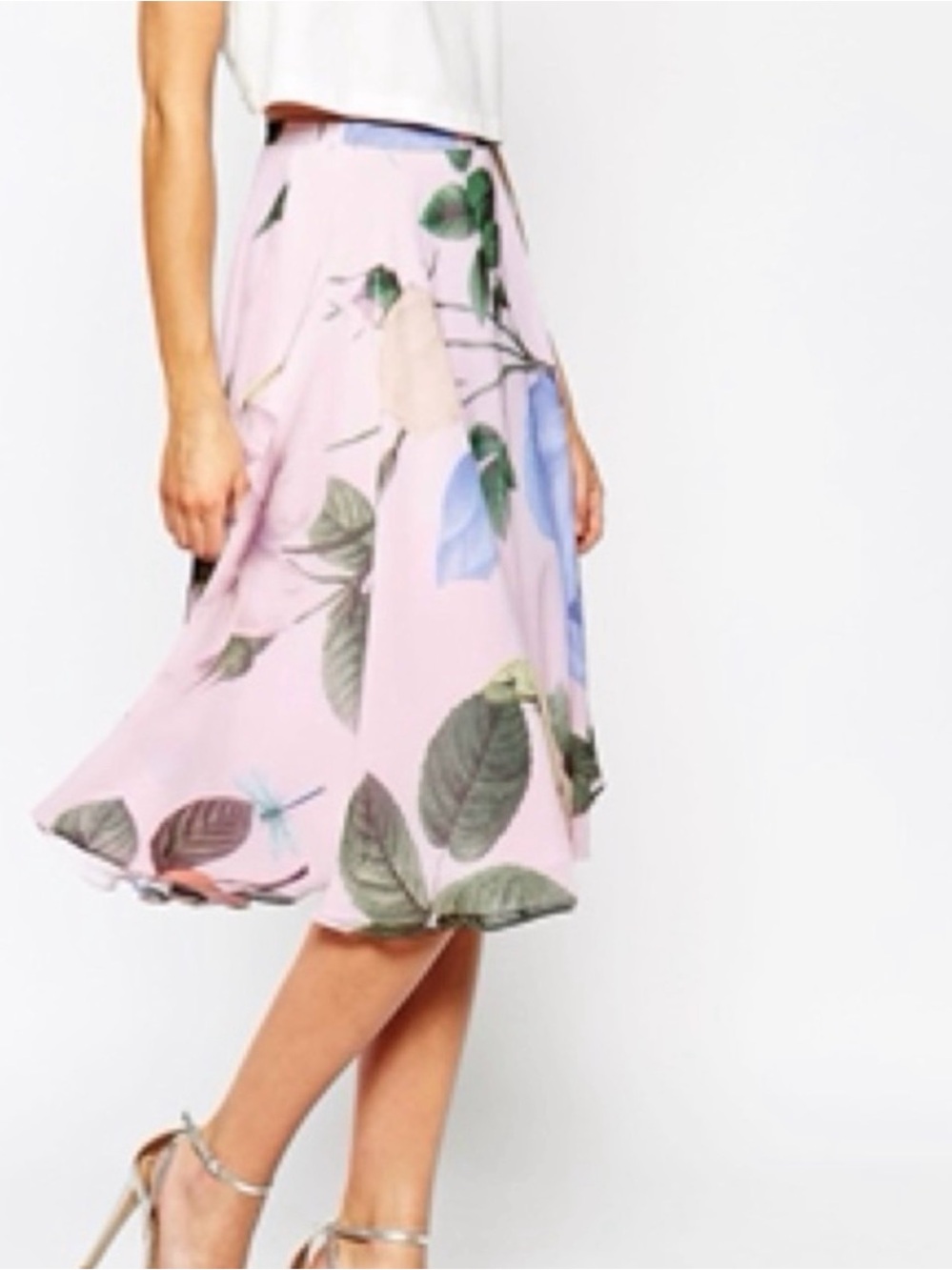 **NWT** Ted Baker Distinguished
rose skirt in pink Size 1